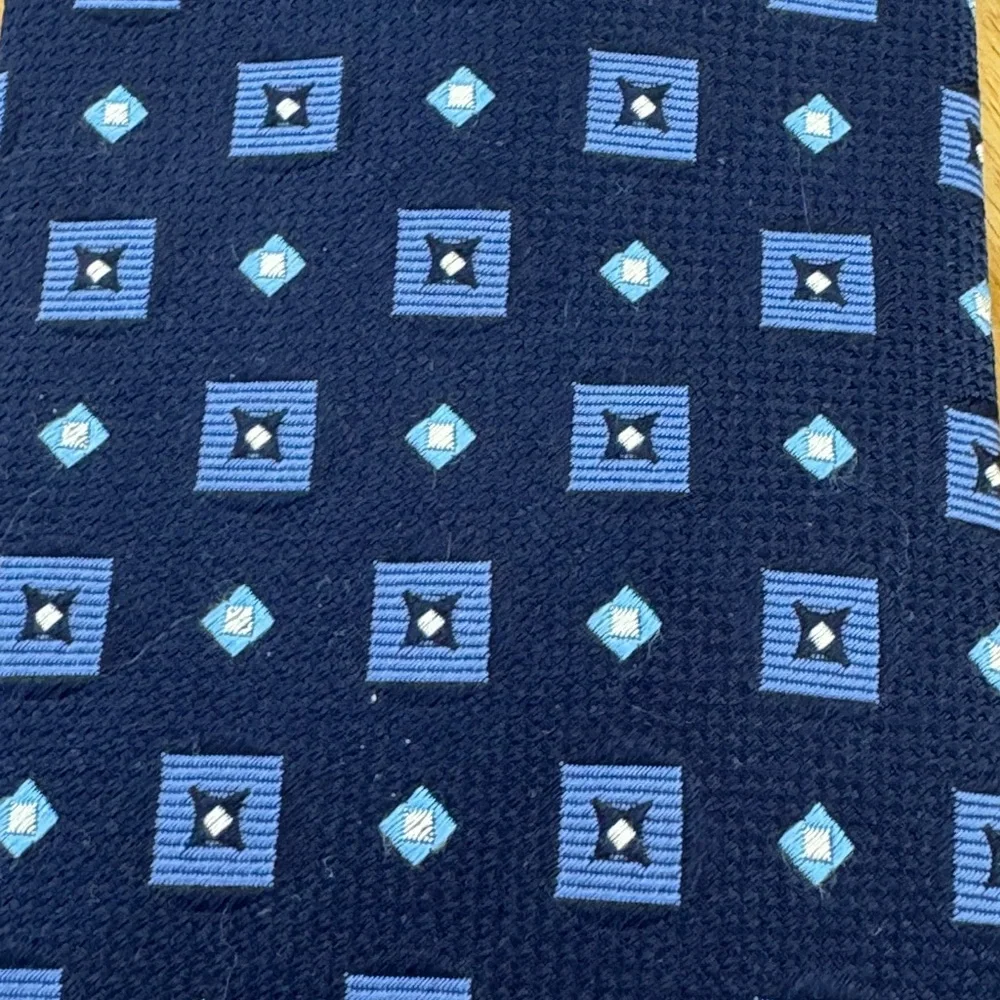 Tasso Elba 100% Silk Navy Blue Geometric Squares Diamond Print Classic Necktie